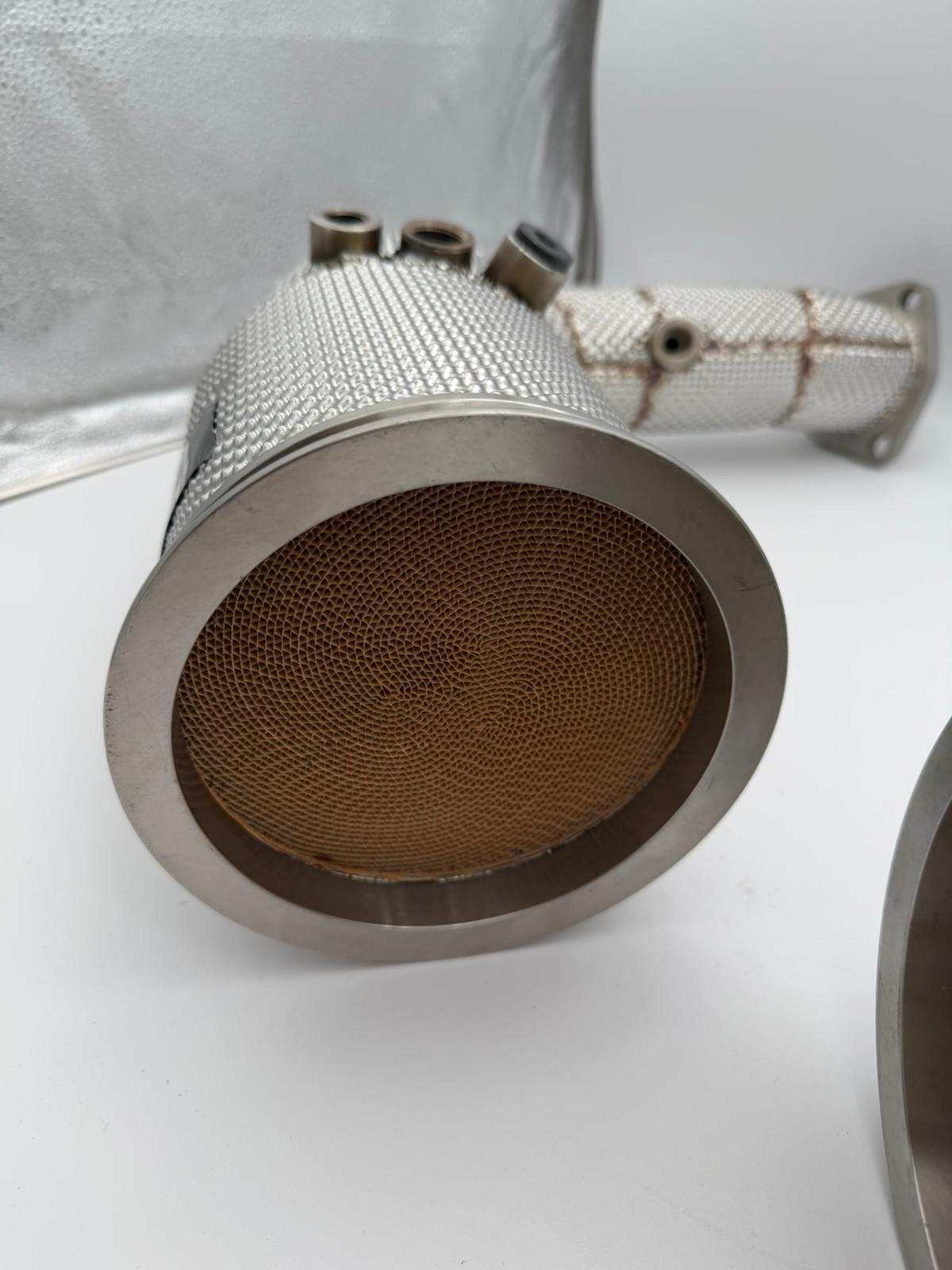 Downpipe Audi RSQ8 Acciaio Inox 304 Catalizzatore 250 Celle Con Paratie Termiche